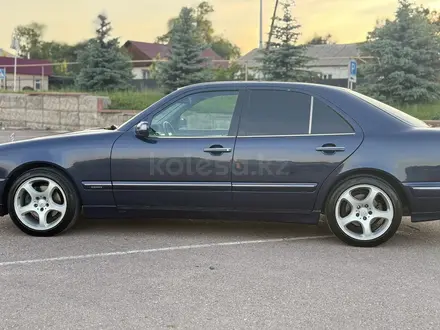 Mercedes-Benz E 280 1999 года за 4 000 000 тг. в Алматы – фото 21
