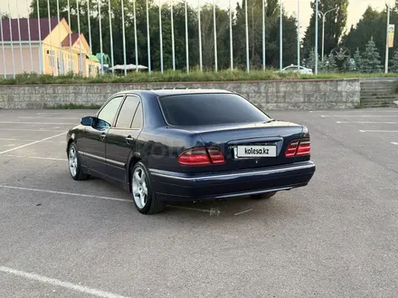Mercedes-Benz E 280 1999 года за 4 000 000 тг. в Алматы – фото 23