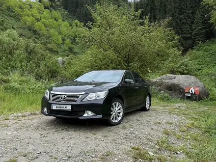 Toyota Camry 2014 года за 8 300 000 тг. в Алматы – фото 13