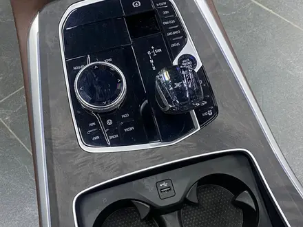 Центральная консоль BMW X5 G05 (в сборе) за 5 505 тг. в Шымкент – фото 3