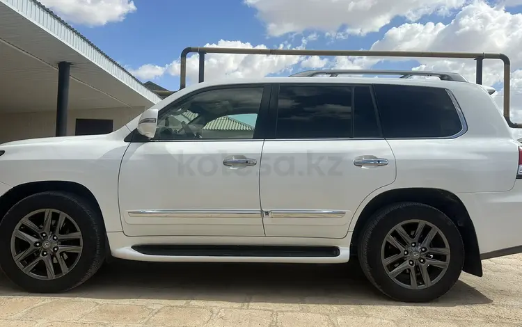 Lexus LX 570 2014 года за 30 000 000 тг. в Актау