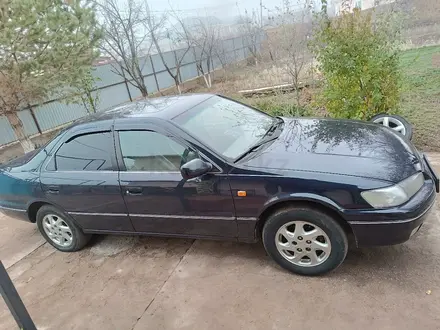 Toyota Camry 1997 года за 3 600 000 тг. в Мерке – фото 7