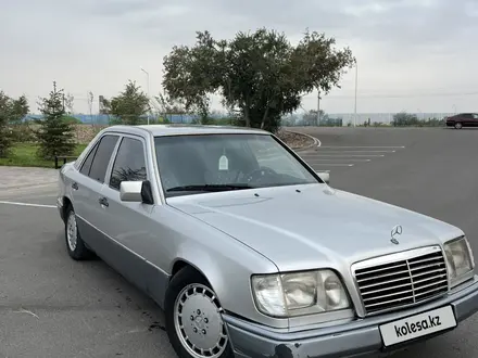 Mercedes-Benz E 220 1993 годаүшін1 800 000 тг. в Алматы – фото 3