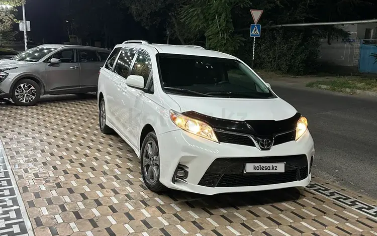 Toyota Sienna 2017 годаүшін13 500 000 тг. в Шымкент