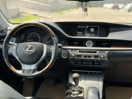 Lexus ES 250 2014 года за 10 000 000 тг. в Алматы – фото 11