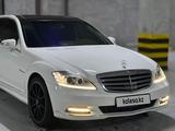 Mercedes-Benz S 500 2005 годаүшін8 500 000 тг. в Туркестан – фото 2