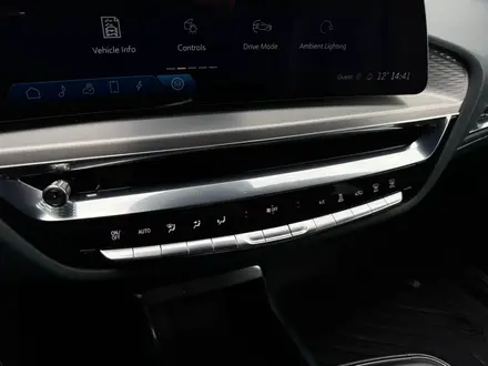 Cadillac Lyriq 2023 года за 23 800 000 тг. в Алматы – фото 20