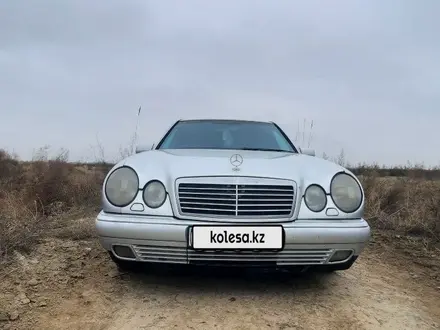 Mercedes-Benz E 280 1997 года за 2 900 000 тг. в Шымкент