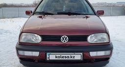 Volkswagen Golf 1997 годаfor2 290 000 тг. в Астана – фото 3