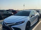 Toyota Camry 2022 годаүшін12 200 000 тг. в Актобе