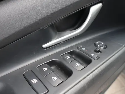Hyundai Elantra Comfort 2024 года за 8 990 000 тг. в Астана – фото 11