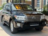 Toyota Land Cruiser Luxe 2014 годаfor21 000 000 тг. в Алматы