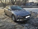 Hyundai Elantra 2022 годаүшін8 500 000 тг. в Алматы – фото 2