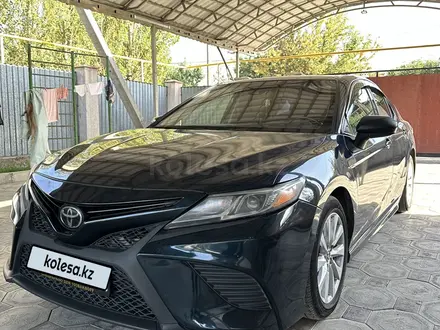 Toyota Camry 2019 года за 11 200 000 тг. в Алматы