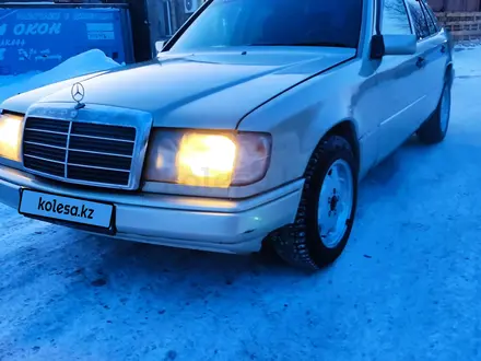 Mercedes-Benz E 230 1992 года за 1 100 000 тг. в Караганда