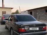 Mercedes-Benz E 200 1993 годаүшін1 800 000 тг. в Караганда – фото 4