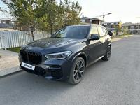 BMW X5 2022 года за 46 000 000 тг. в Астана