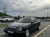 Mercedes-Benz E 320 1995 года за 2 500 000 тг. в Алматы