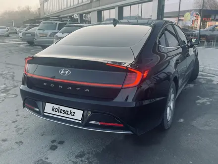 Hyundai Sonata 2021 года за 10 500 000 тг. в Алматы – фото 14
