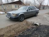 Mercedes-Benz E 200 1993 года за 800 000 тг. в Жаркент – фото 5