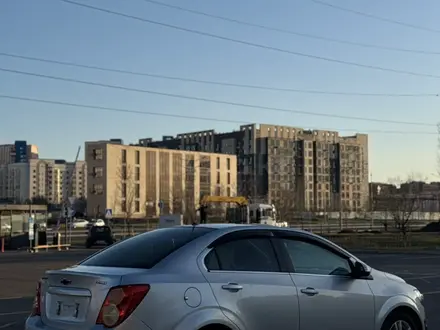 Chevrolet Aveo 2015 года за 3 600 000 тг. в Астана – фото 3