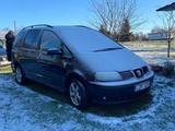 SEAT Alhambra 2002 годаүшін100 000 тг. в Уральск