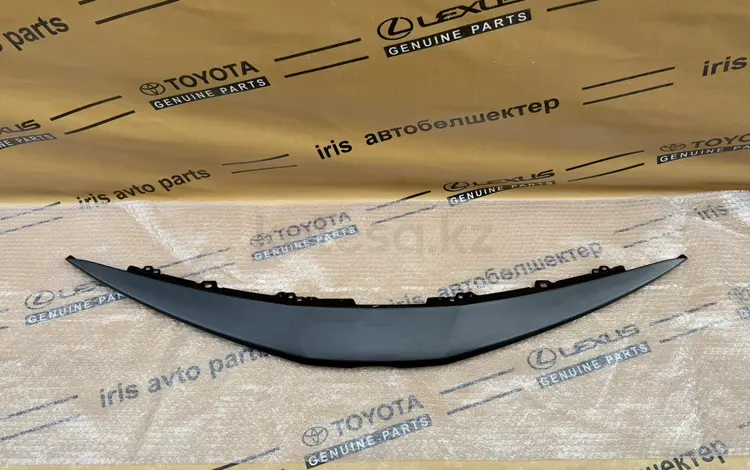 Накладка бампера Toyota Camry V75 передняя (новый) за 33 000 тг. в Алматы