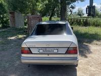 Mercedes-Benz E 230 1991 года за 1 600 000 тг. в Алматы