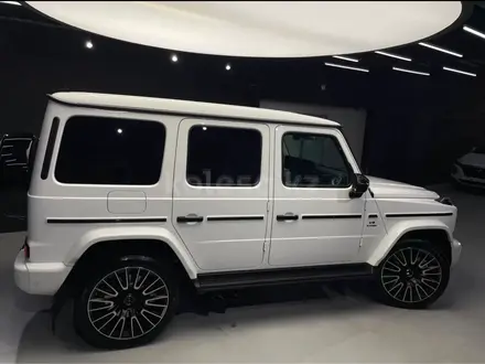 Mercedes-Benz G 63 AMG 2025 года за 180 000 000 тг. в Астана – фото 3