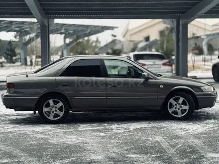 Toyota Camry 1997 года за 3 650 000 тг. в Астана – фото 8