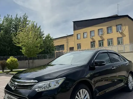 Toyota Camry 2015 года за 12 000 000 тг. в Алматы – фото 2