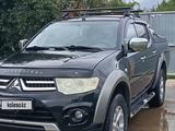 Mitsubishi L200 2014 года за 6 500 000 тг. в Уральск – фото 2