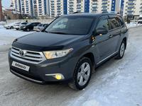 Toyota Highlander 2011 года за 12 400 000 тг. в Караганда