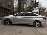 Hyundai Sonata 2010 года за 5 600 000 тг. в Шымкент – фото 4