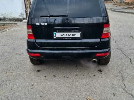 Mercedes-Benz ML 320 1998 года за 4 500 000 тг. в Павлодар – фото 2