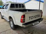 Toyota Hilux 2013 года за 8 200 000 тг. в Атырау – фото 3