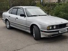 BMW M5, 1990