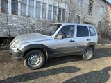 Chevrolet Niva 2010 года за 2 100 000 тг. в Семей – фото 3