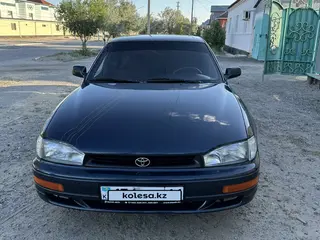 Toyota Camry, 1992