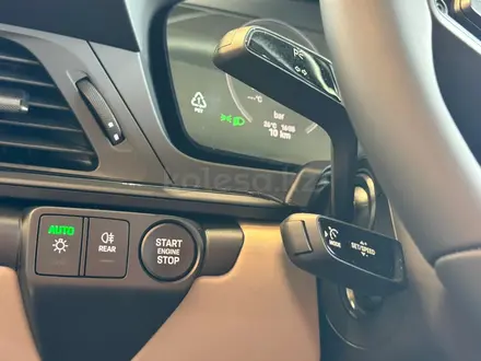 Porsche 911 Carrera S 2026 года за 159 422 400 тг. в Алматы – фото 11