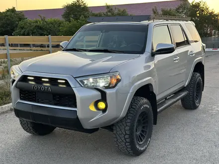 Toyota 4Runner 2020 года за 26 500 000 тг. в Актау – фото 2