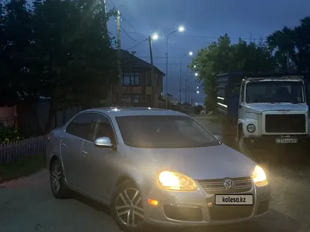 Volkswagen Jetta 2006 года за 3 100 000 тг. в Хромтау – фото 12