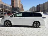 Toyota Sienna 2015 года за 12 500 000 тг. в Семей – фото 3