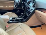 Hyundai Sonata 2016 года за 4 500 000 тг. в Актобе – фото 4