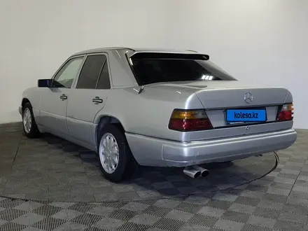 Mercedes-Benz E 260 1991 года за 1 610 000 тг. в Алматы – фото 7