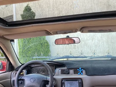 Toyota Camry 1997 года за 3 600 000 тг. в Алматы – фото 14