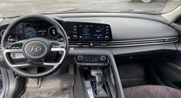 Hyundai Elantra 2022 годаүшін6 556 800 тг. в Алматы – фото 4
