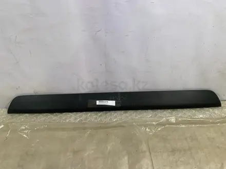 Накладка крышки багажника за 33 500 тг. в Караганда