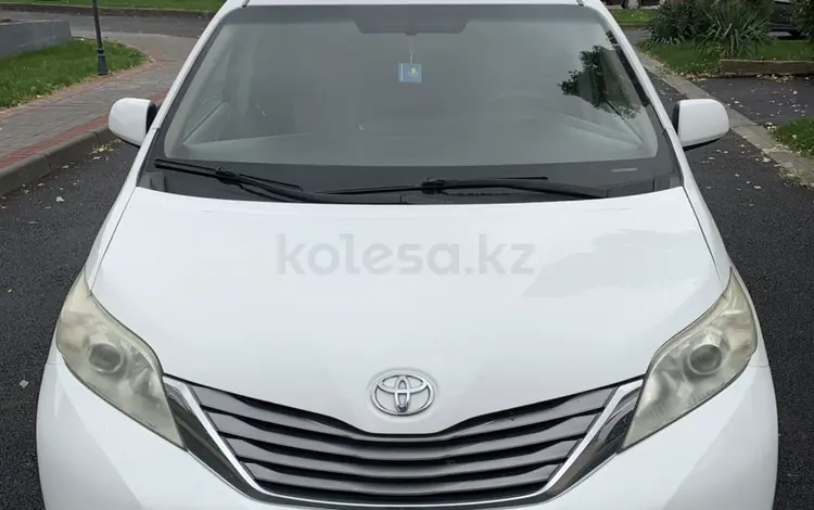 Toyota Sienna 2015 года за 12 700 000 тг. в Шымкент