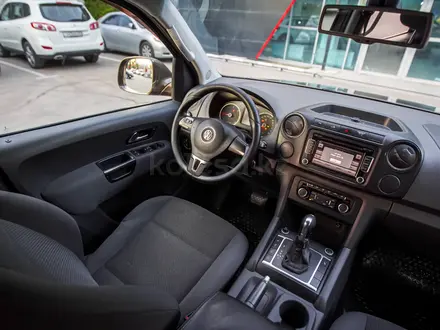 Volkswagen Amarok 2013 года за 9 190 000 тг. в Алматы – фото 11